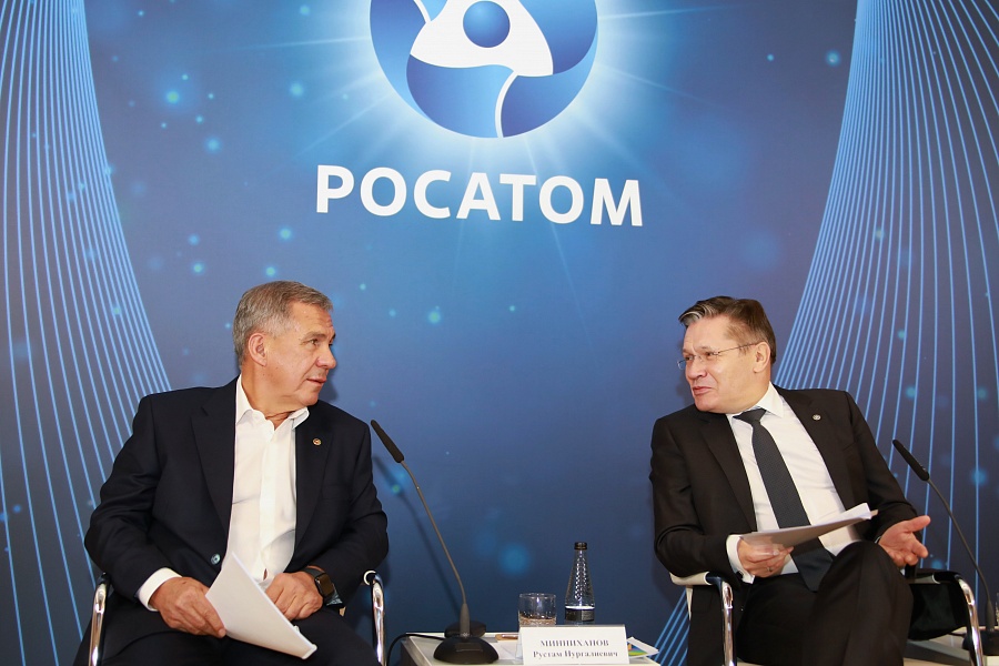 Президент Татарстана отметил роль Алабуги в стратегическом сотрудничестве с ГК Росатом ОЭЗ «Алабуга