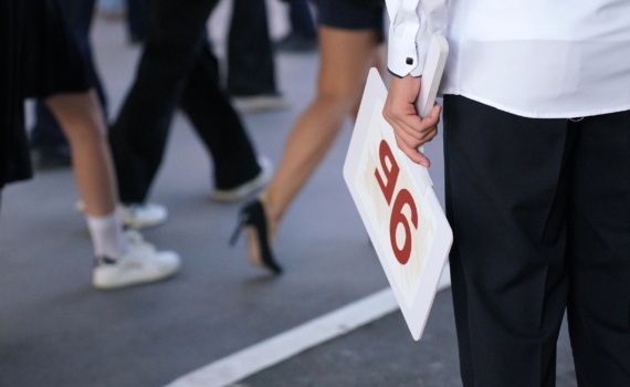 Нехватка педагогов в РФ может привести к деградации общества, заявил эксперт