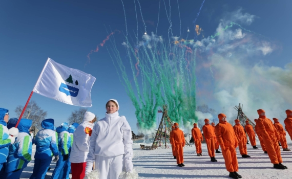 Глава Томской области дал старт юбилейным спортивным играм «Снежные узоры» Глава Томской области дал старт юбилейным спортивным играм «Снежные узоры»