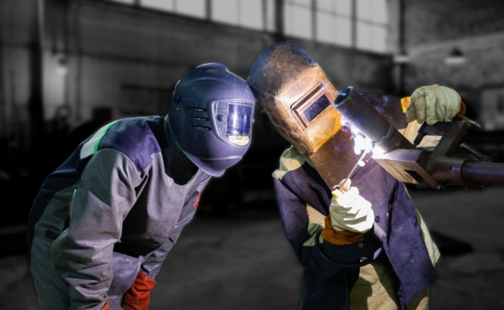 Сварка красива, как бенгальский огонь Сварка красива, как бенгальский огонь